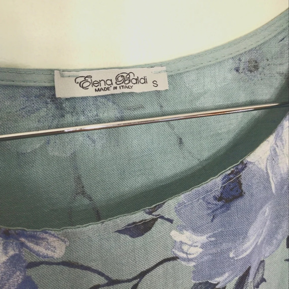 Linen Elena Baldi short sleeved floral top size small - Picture 2 of 8